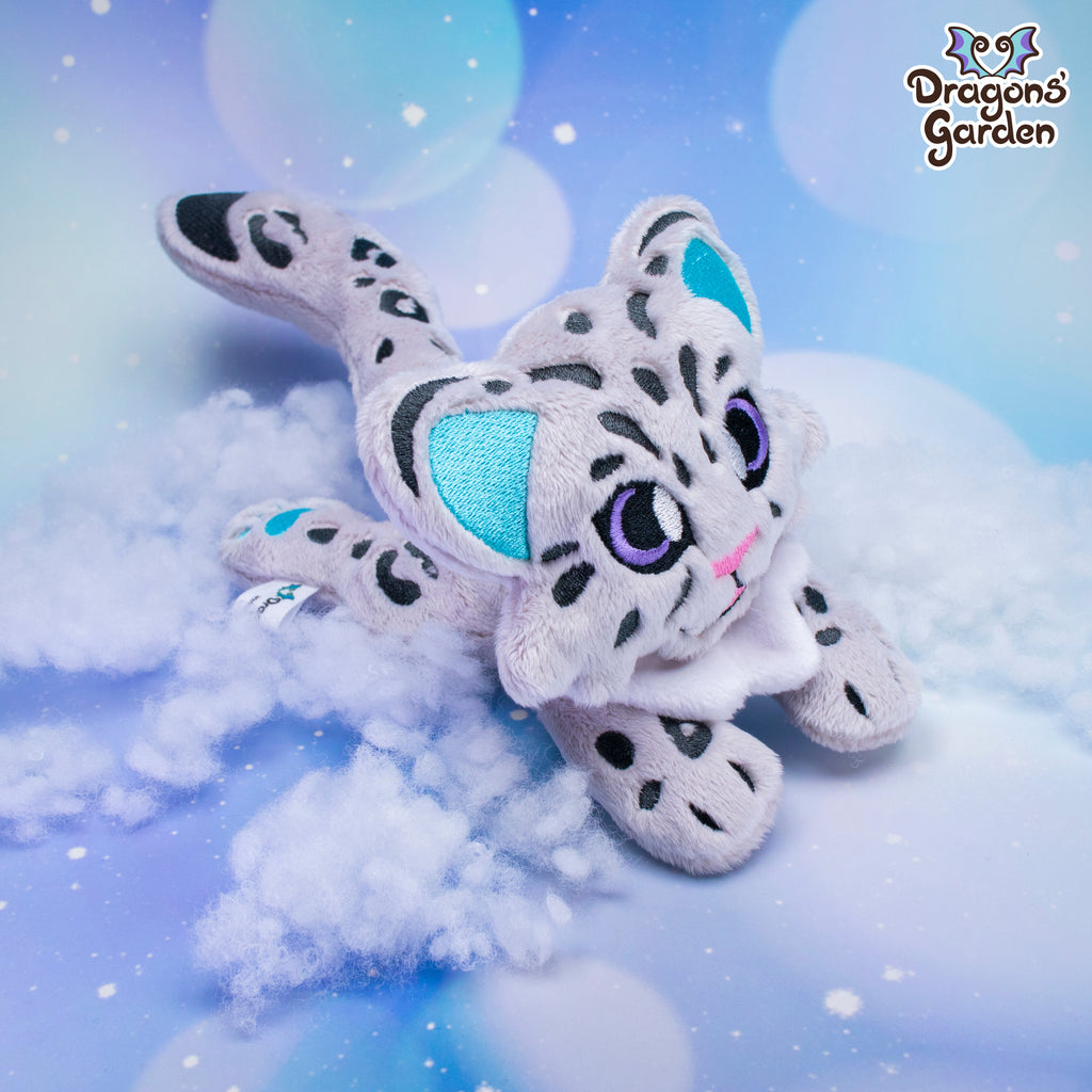 Snow Leopard Plushie - Dragons' Garden