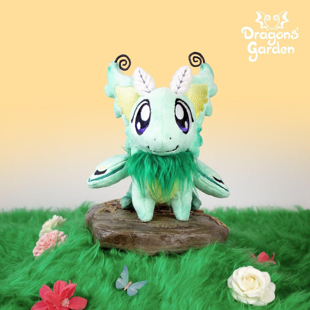 Caya | Luna Moth Dragon - Dragons' Garden - -