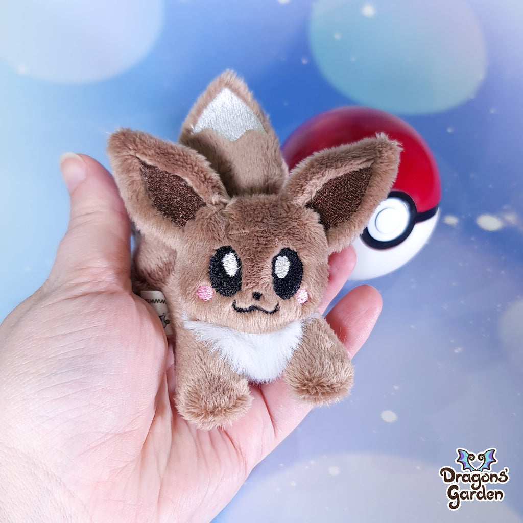 Chibi Eevee Plushie - Dragons' Garden - Fan Art