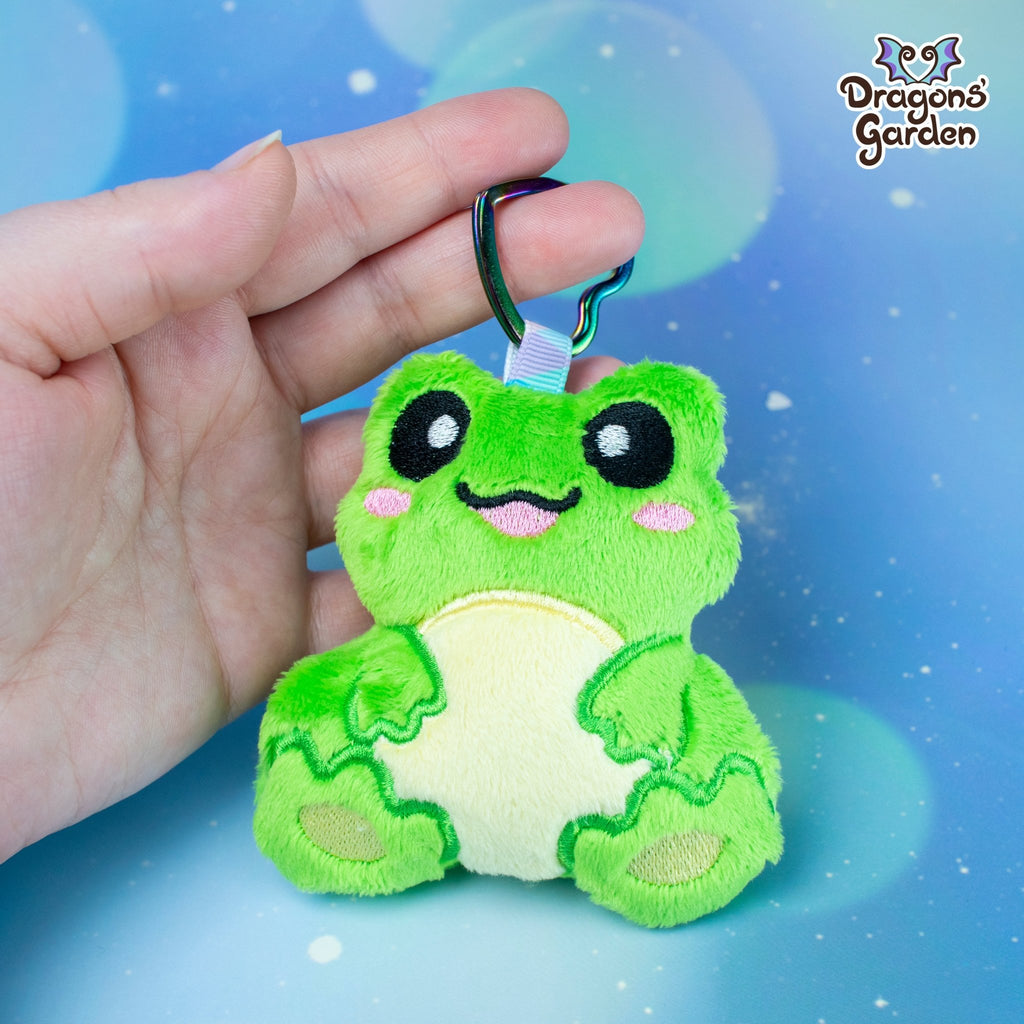 Frog Keychain Plushie Sewing Kit - Dragons' Garden - Green - Sewing Kit Sewing Kit