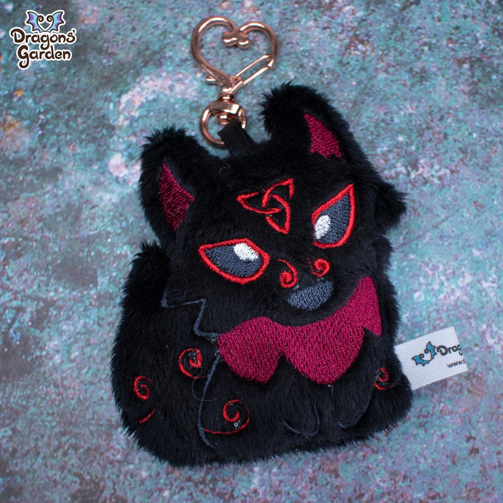 ITH Celtic Wolf Charm Plushie Pattern - Dragons' Garden - Pattern 4x4