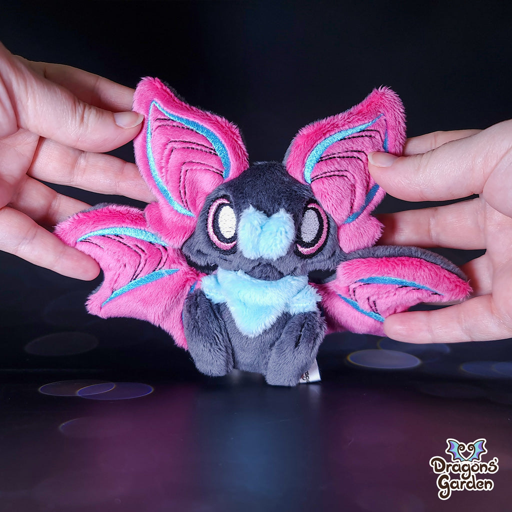 ITH Cuddly Sitting Bat - Dragons' Garden - Pattern *Patreon