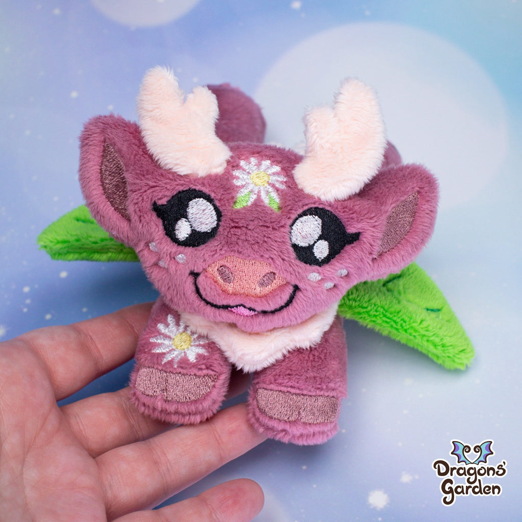 ITH Daisy Fawn Plushie Embroidery Pattern - Dragons' Garden - Pattern 4x4