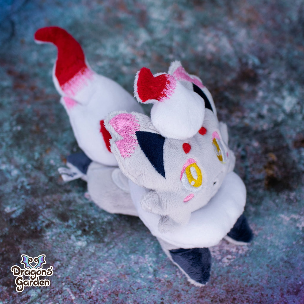 ITH Hisuian Zorua Plushie Pattern - Dragons' Garden - Pattern 4x4