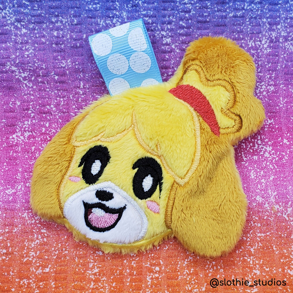 ITH Isabelle Dog Animal Crossing Keychain Charm Embroidery Pattern - Dragons' Garden - Pattern 4x4