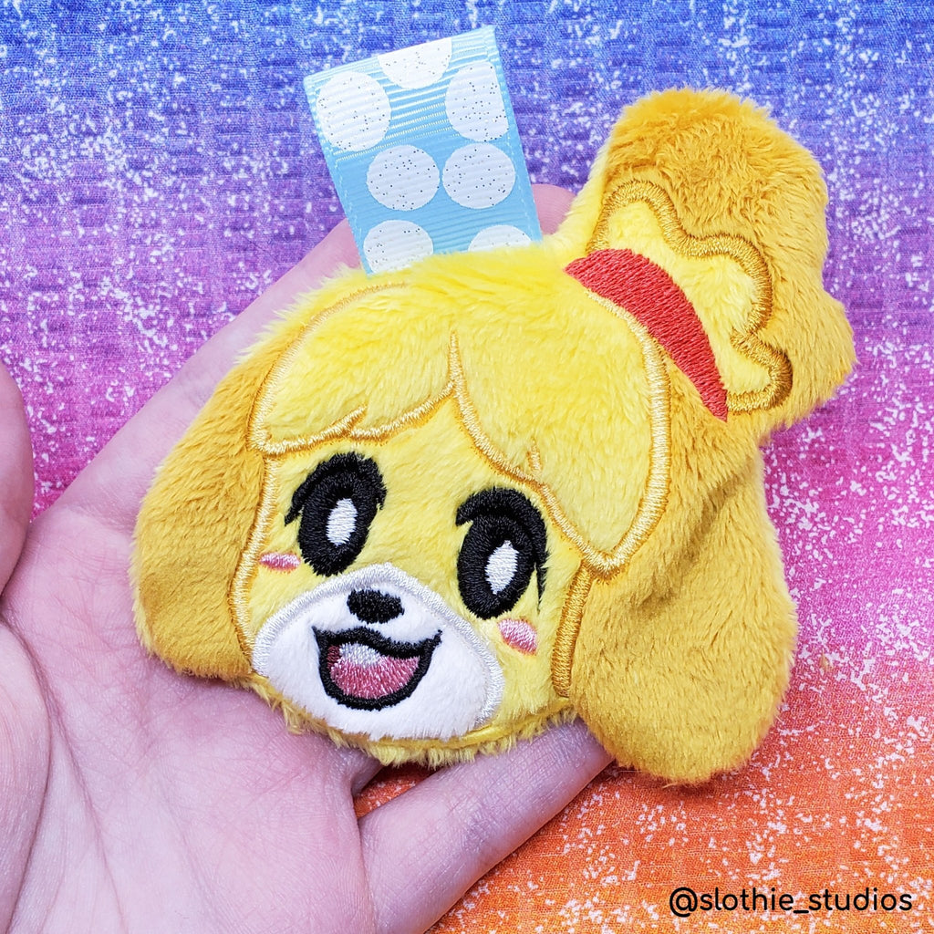 ITH Isabelle Dog Animal Crossing Keychain Charm Embroidery Pattern - Dragons' Garden - Pattern 4x4