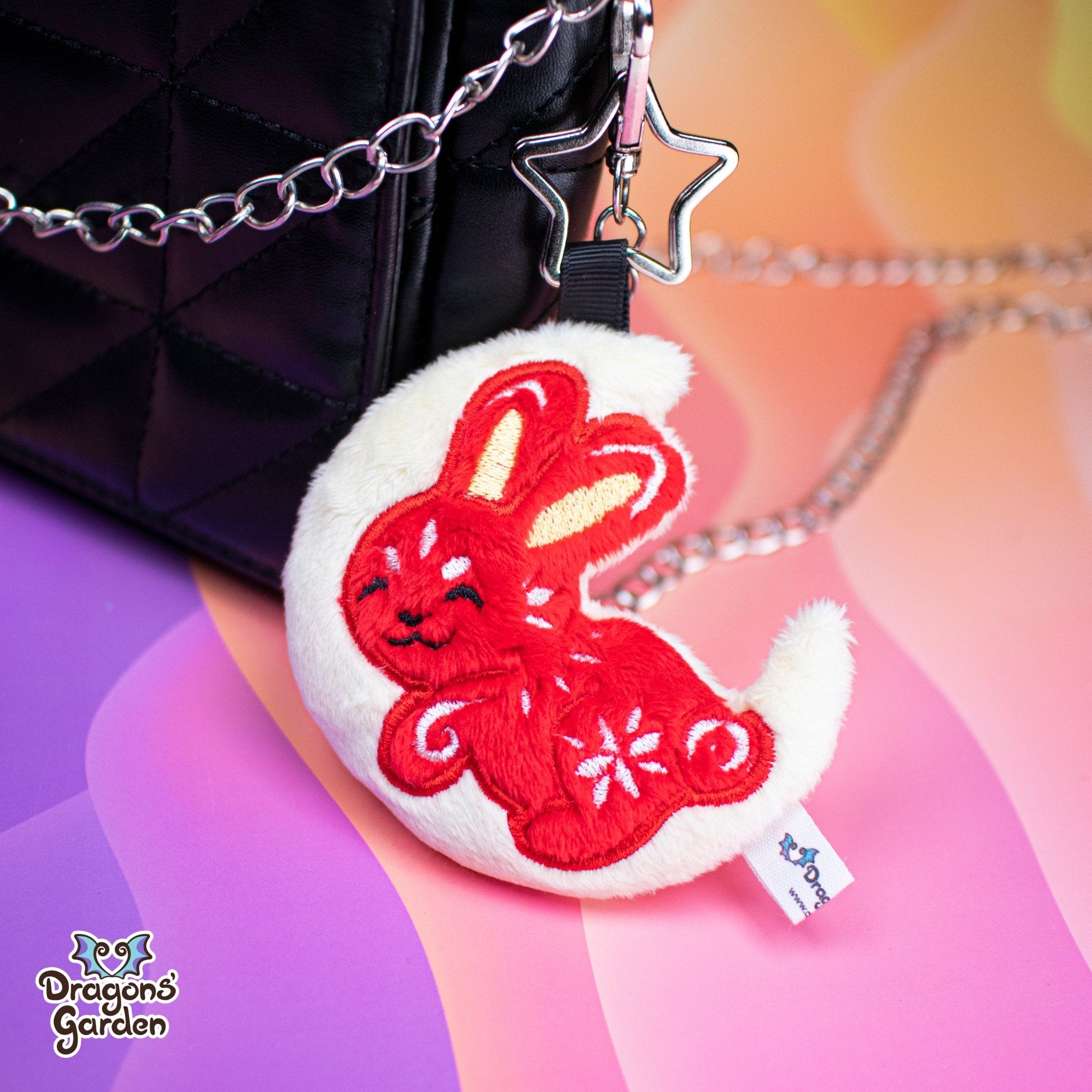 ITH Moon Bunny Charm Pattern– Dragons' Garden