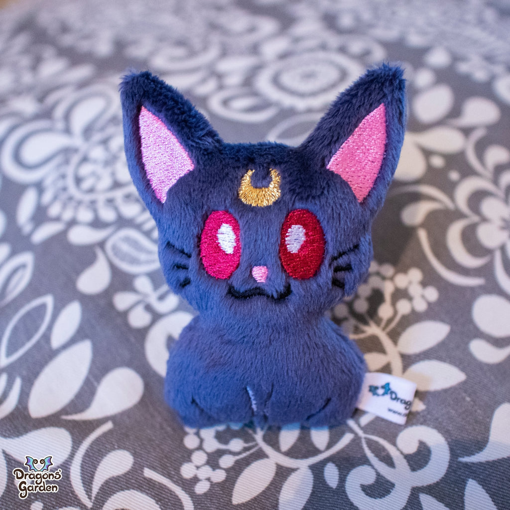ITH Moon Kitty Blob Plushie Pattern - Dragons' Garden - Pattern 4x4