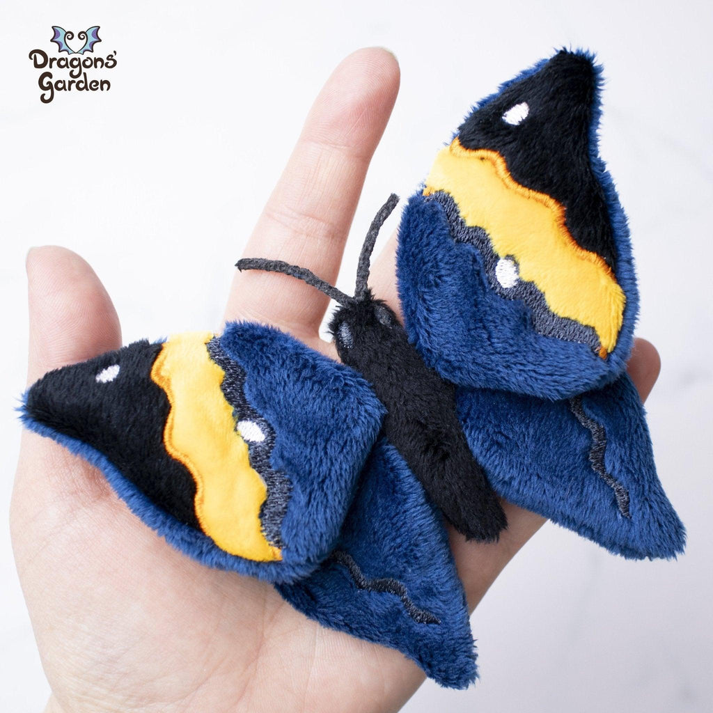 ITH Oakleaf & Monarch Butterfly Plushies Embroidery Pattern - Dragons' Garden - Pattern 4x4