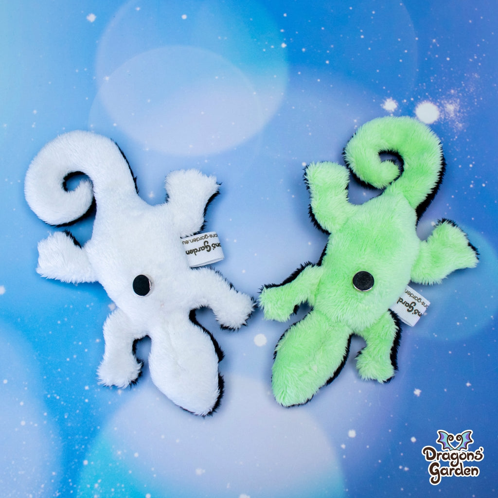 MAGNETIC Black Constellation Gecko Plushie - Dragons' Garden - Green - Plushie Original Creation